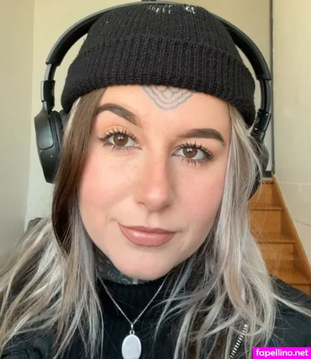 Divinement Bon OnlyFans Thumbnail #0oYegPKd4X