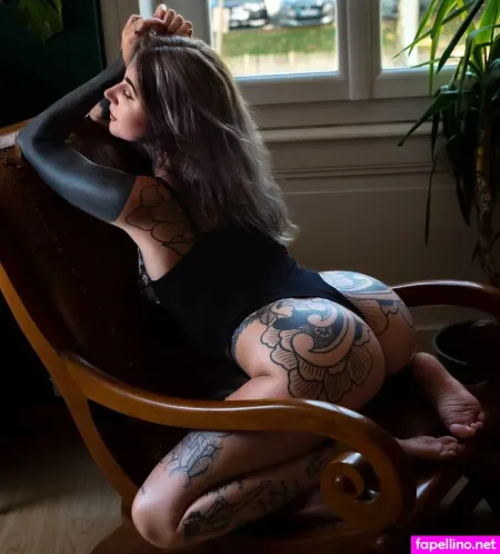 Divinement Bon OnlyFans Thumbnail #wxfmXfAORw