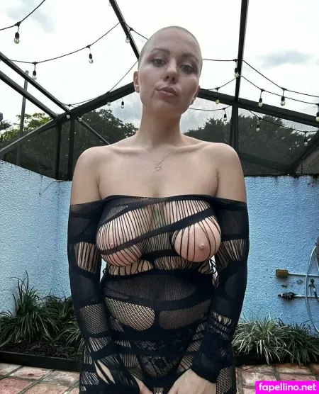 Divinenataliewhite OnlyFans Thumbnail #GItQk6AhtW