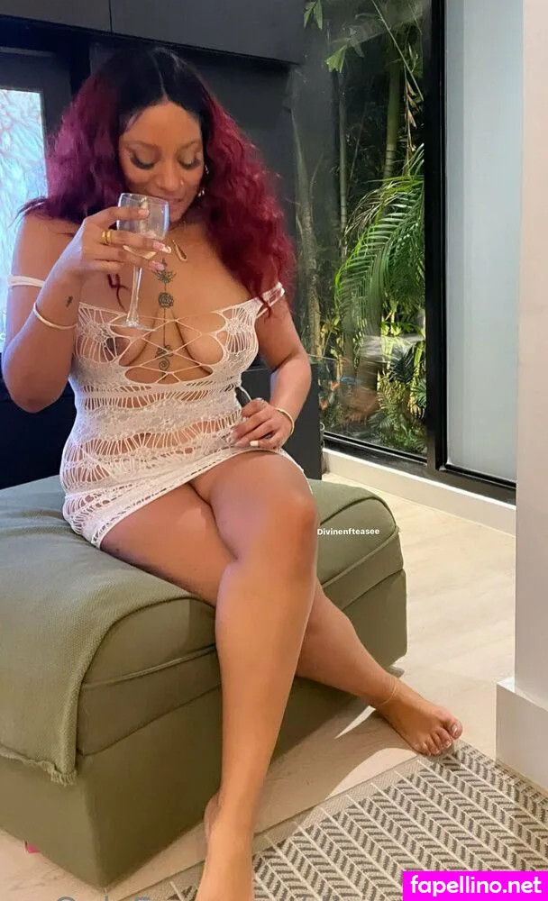 divinenftease, vivianakadivine Nude Leaked OnlyFans Photo #hpXgr6BOM6