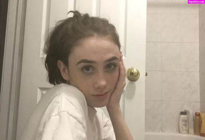 Divinesolesandtoes OnlyFans Thumbnail #9osumjbvwA