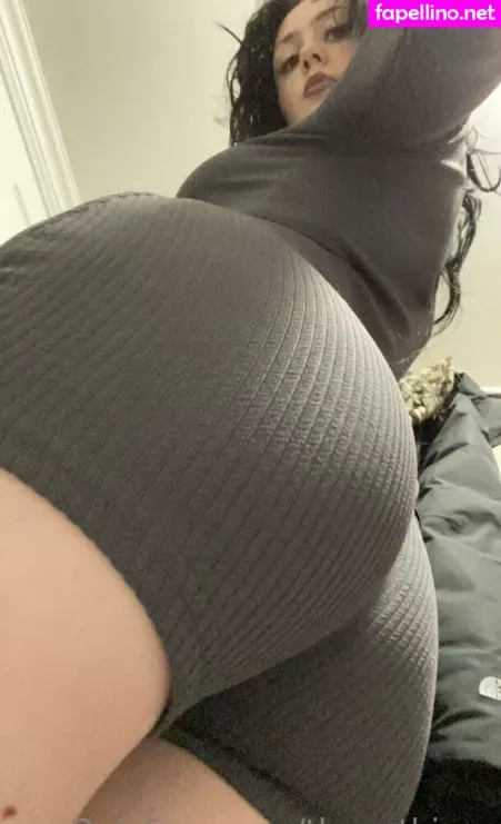 Divinesolesandtoes OnlyFans Thumbnail #CmwccZO7Bg