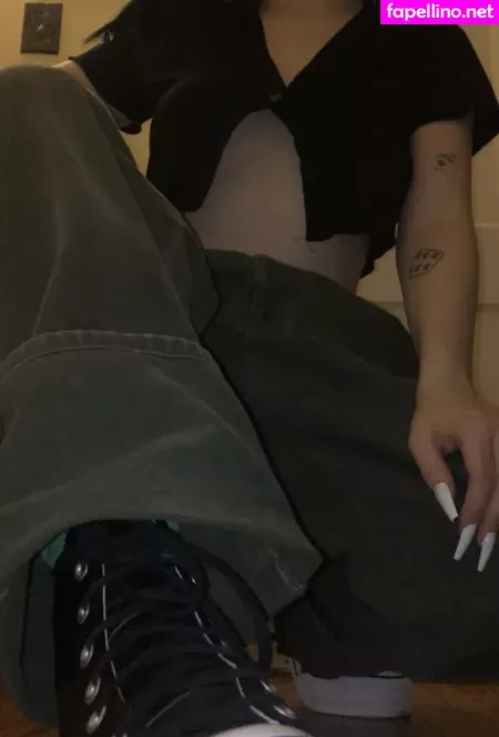 Divinesolesandtoes OnlyFans Thumbnail #LmWiP72K9u