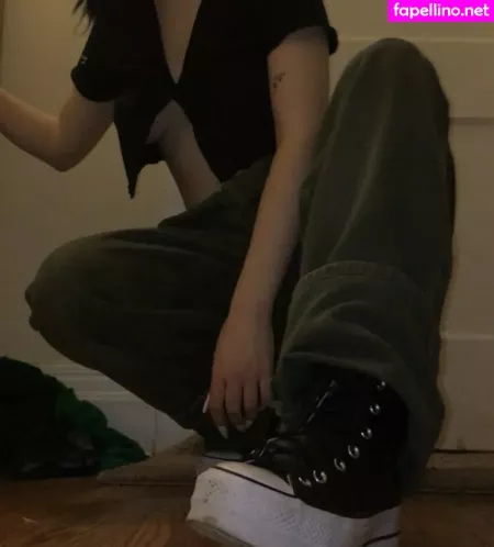 Divinesolesandtoes OnlyFans Thumbnail #WFsH75qNEx