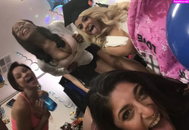 Divinevenusvixen OnlyFans Thumbnail #I1UxlyNZkE