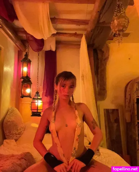 Divinevictoria OnlyFans Thumbnail #W6wAMMuozu