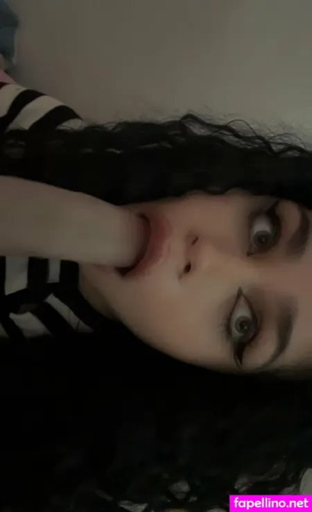 Divinexdoll 2 OnlyFans Thumbnail #aNOqo9mV2t