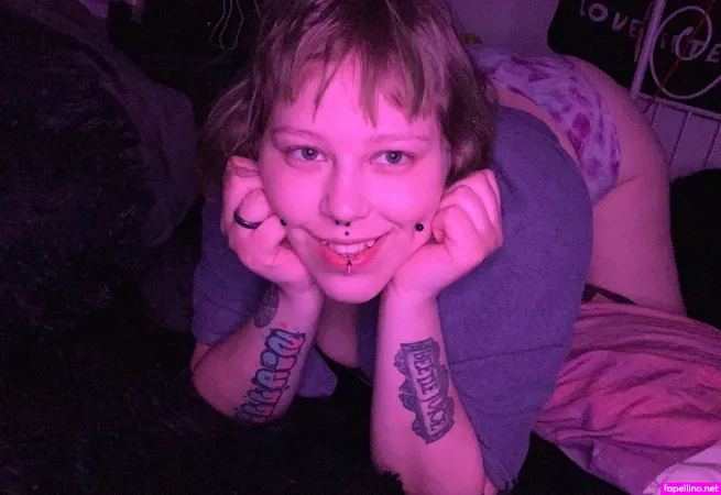 Divinexghoul OnlyFans Thumbnail #jHjYXhPUY9