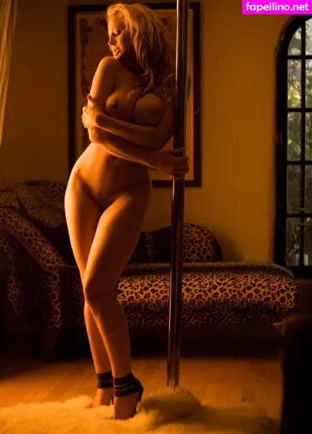 Divini Rae Sorenson OnlyFans Thumbnail #4fBShRIY06