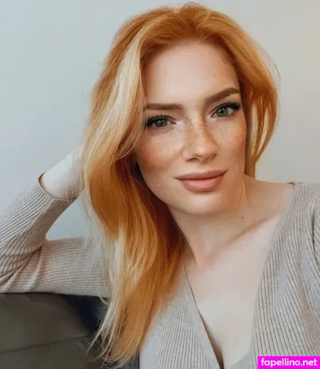 Diviniti Rose OnlyFans Thumbnail #93Rgf1jG4R
