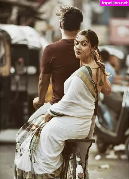 Divya Agarwal OnlyFans Thumbnail #KLUQBBklD1