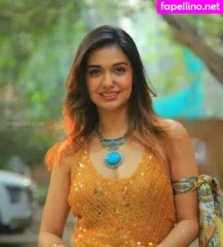 Divya Agarwal OnlyFans Thumbnail #lQsmHmhgnV
