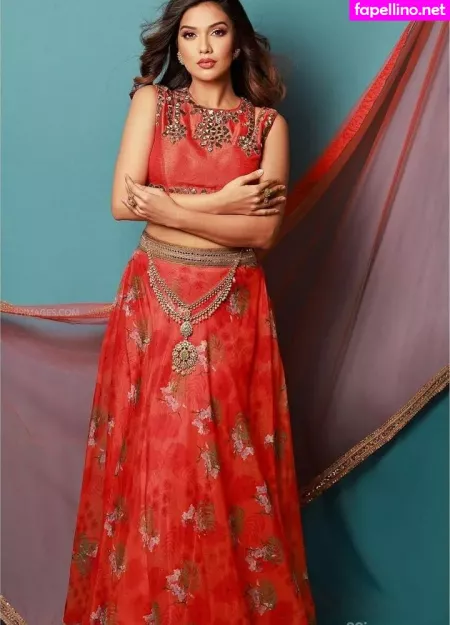 Divya Agarwal OnlyFans Thumbnail #us2bquO8Sr