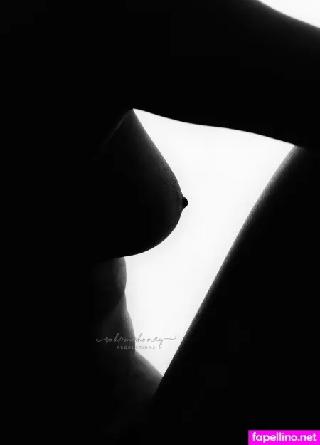 Divya Muraleedharan OnlyFans Thumbnail #VgNAYCwsIR