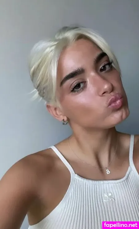 Dixie D Amelio 1 OnlyFans Thumbnail #2xcK8x20qD