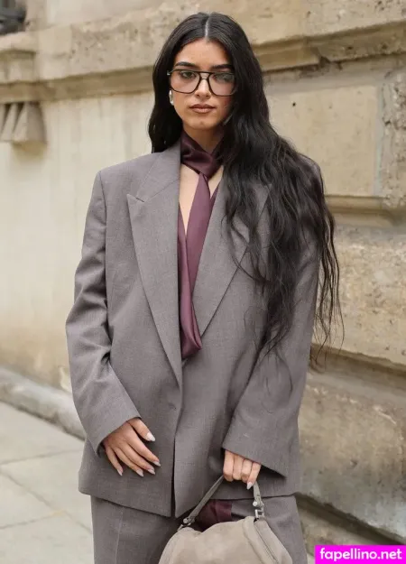 Dixie D Amelio 1 OnlyFans Thumbnail #3XUhTI1aFE