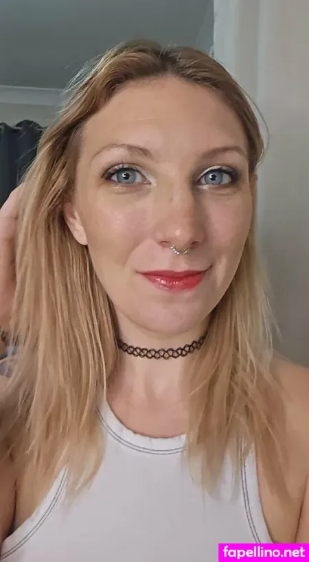 Dixietriixxfree OnlyFans Thumbnail #KgGKklUStb