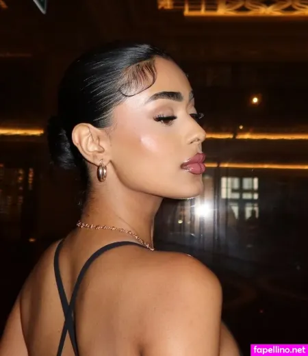 Diya Pandey OnlyFans Thumbnail #MOI7a7tDKb