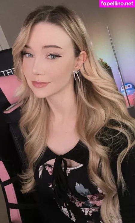 Dizzykitten OnlyFans Thumbnail #0s62zwVpv2