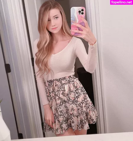 Dizzykitten OnlyFans Thumbnail #0xGWQ1Vj9F