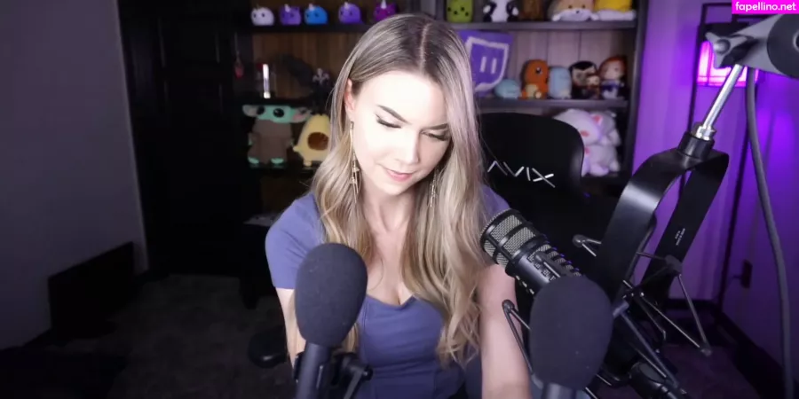 Dizzykitten OnlyFans Thumbnail #10Loc3w6Fd