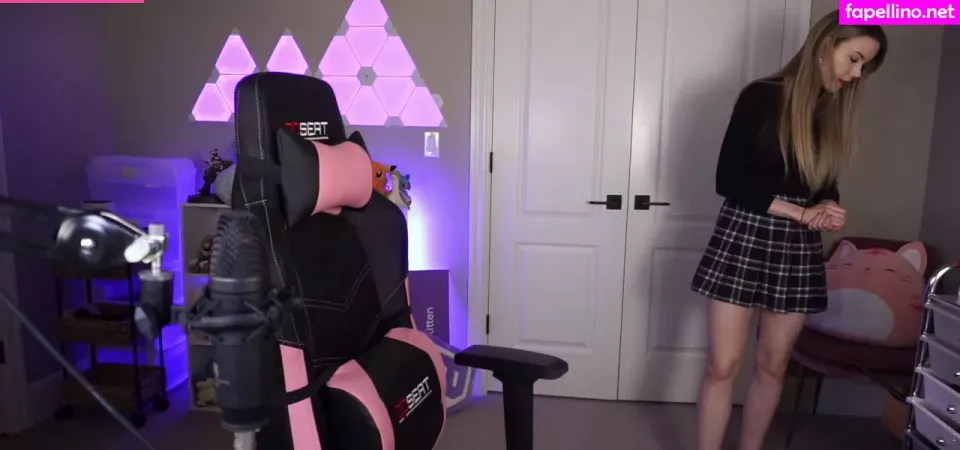 Dizzykitten OnlyFans Thumbnail #3THokMq6z9