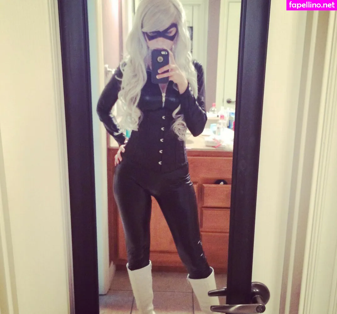 dizzykitten7, dizzykittenpaws, thedizzykitten Nude Leaked OnlyFans Photo #5UDk0JmhXr