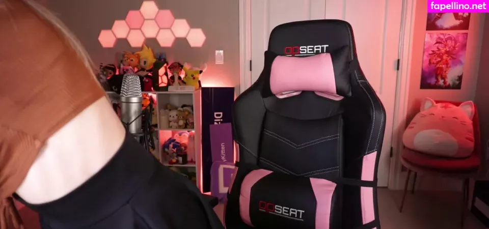 Dizzykitten OnlyFans Thumbnail #9QzhmoFROS