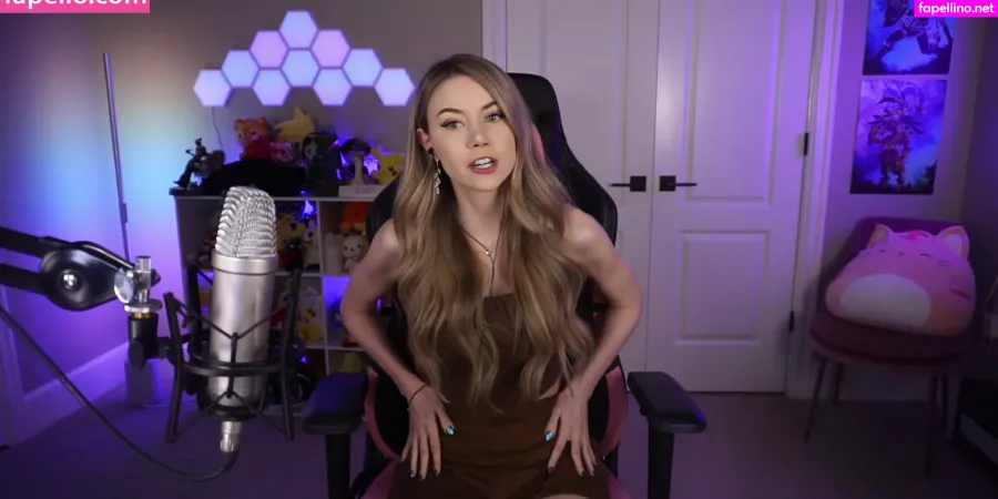 Dizzykitten OnlyFans Thumbnail #B3Z3EzGKK9