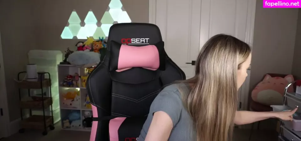 Dizzykitten OnlyFans Thumbnail #Mg1KWCLE69