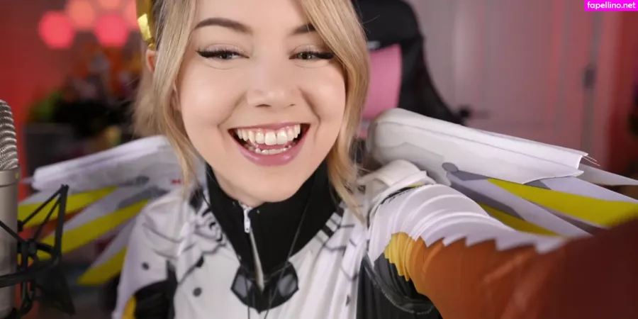 Dizzykitten OnlyFans Thumbnail #QW9E3ZguS8