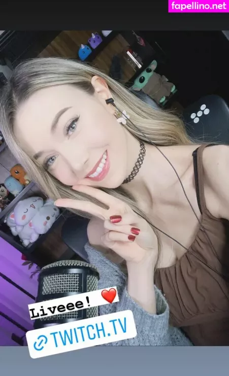 Dizzykitten OnlyFans Thumbnail #eMc0va74Ln