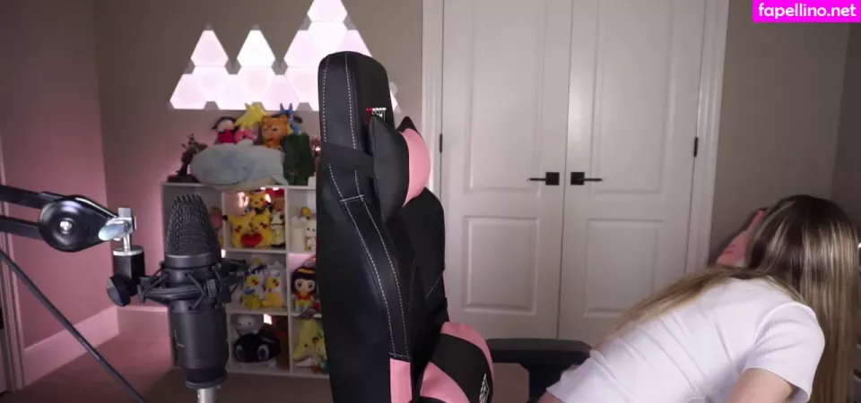 Dizzykitten OnlyFans Thumbnail #eWQhpADrPQ