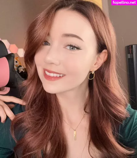 Dizzykitten OnlyFans Thumbnail #hkYE8xpxPp