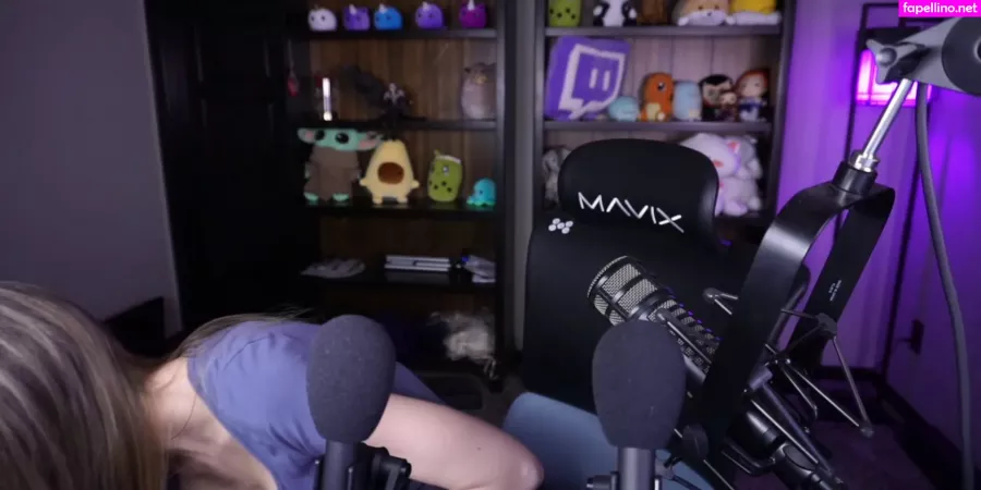 Dizzykitten OnlyFans Thumbnail #i2D7pyZAyG