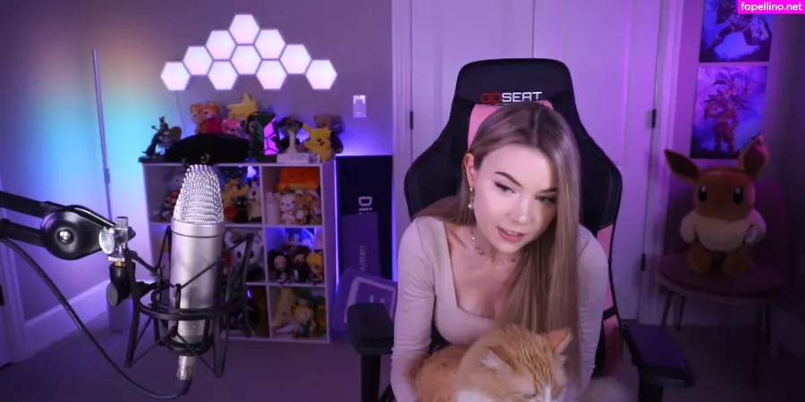 Dizzykitten OnlyFans Thumbnail #oLihLrNeHd