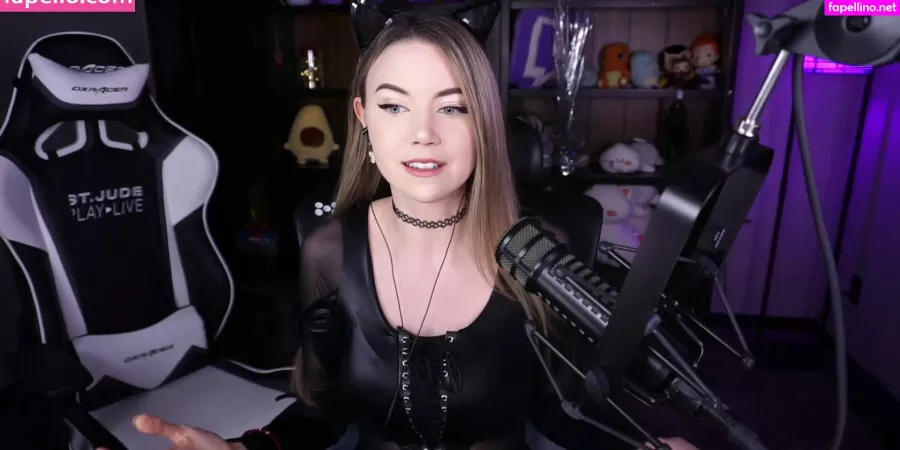 Dizzykitten OnlyFans Thumbnail #w2RxHwy5hK