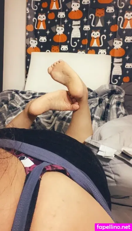 Dizzykittenpaws OnlyFans Thumbnail #Mwiuhlnsnj