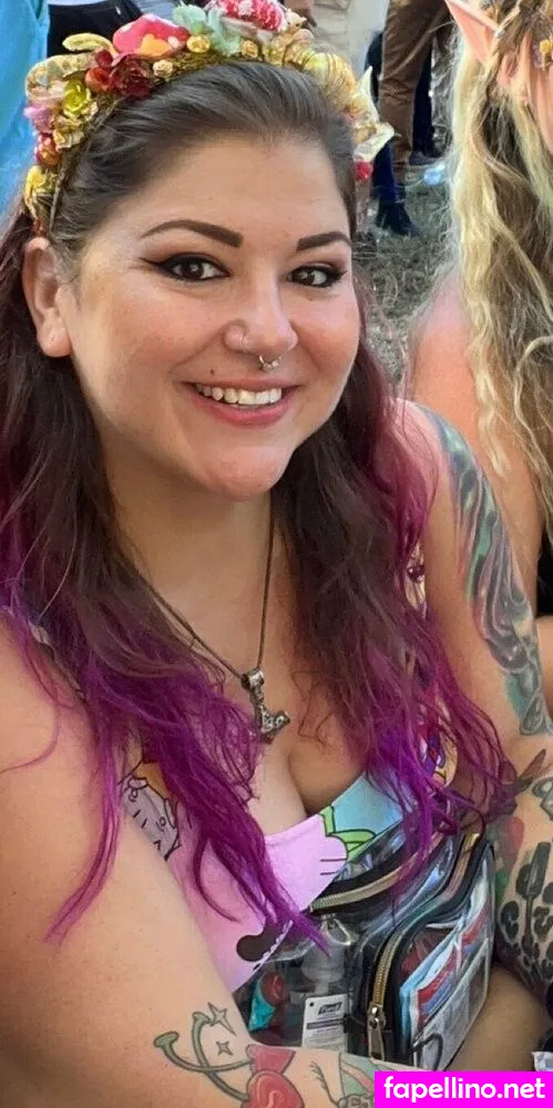 dizzytypebroad, thedizzykitten Nude Leaked OnlyFans Photo #2HiYvoAelq