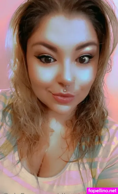 Dizzytypebroad OnlyFans Thumbnail #IWo1YJomVl