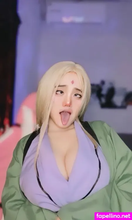 Dly Chan OnlyFans Thumbnail #R8IilMTYh1