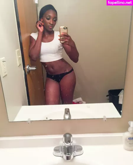 Dnay Baptiste OnlyFans Thumbnail #8iiwlloc9M