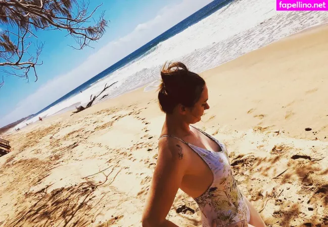 Docehot OnlyFans Thumbnail #AiNaJufbJE