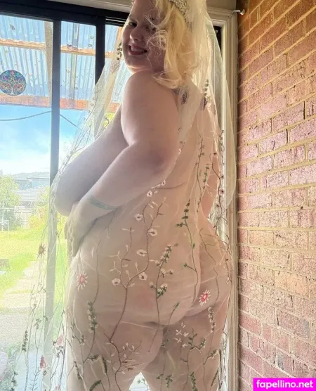 Doctorsybilfavourites OnlyFans Thumbnail #x8qbl6uMkt