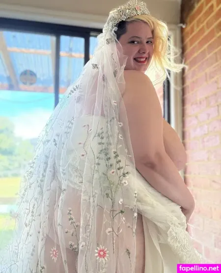 Doctorsybilfavourites OnlyFans Thumbnail #xT8PL40zVL