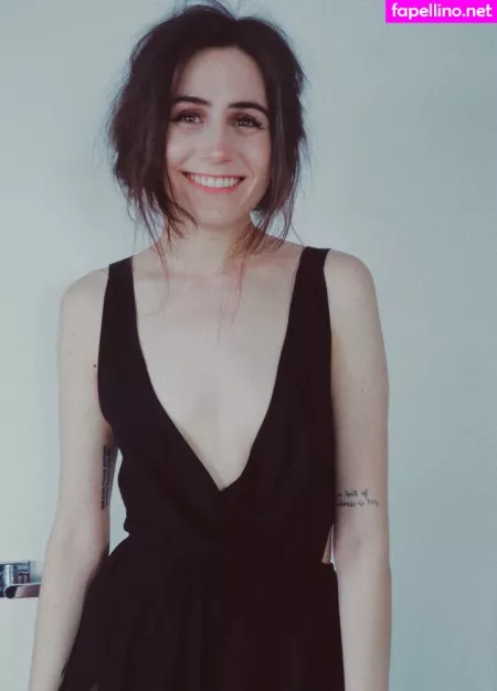 Dodie Clark OnlyFans Thumbnail #TMeUF01qBK