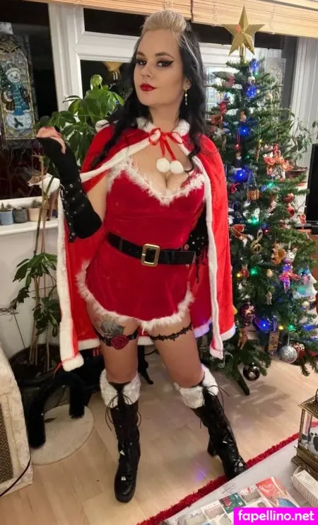 Dogtor Izzy OnlyFans Thumbnail #dDYRXIvliI