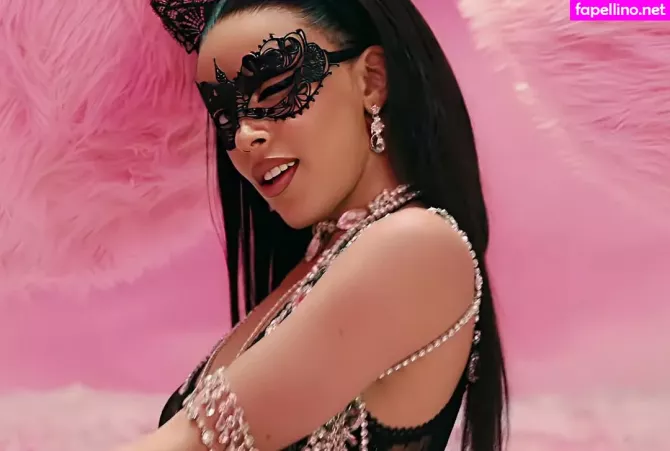 Doja Cat OnlyFans Thumbnail #BpV0VyKURI