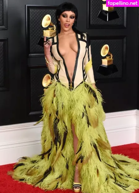 Doja Cat OnlyFans Thumbnail #NiGxosWNeX