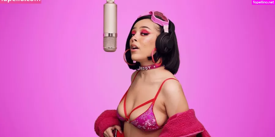 Doja Cat OnlyFans Thumbnail #xXahYH5m72